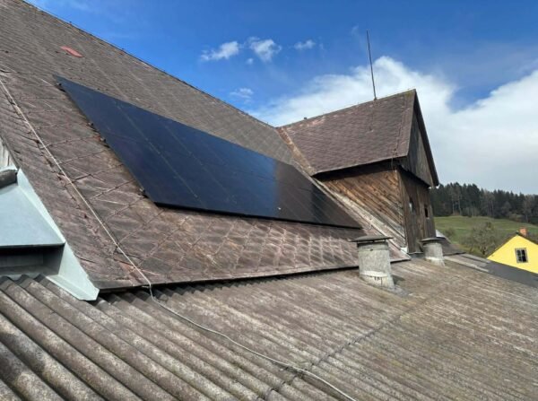 aaff0832-17ef-4be0-b499-195a01e179d3 (1)